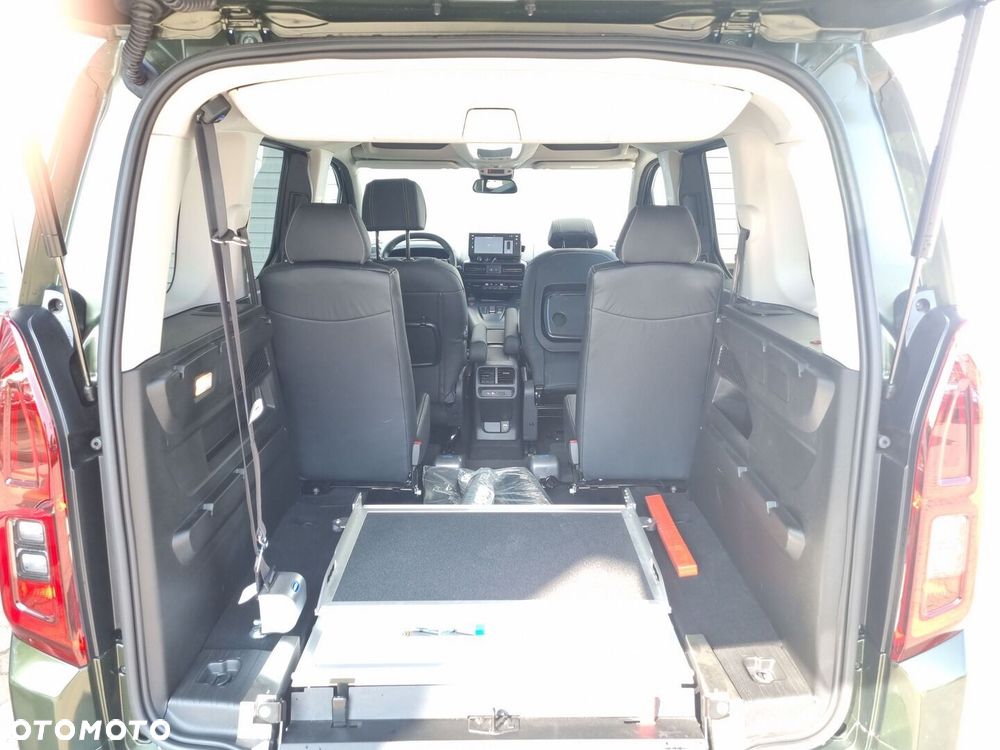 Toyota Proace City Verso 1.5 D-4D VIP - 12
