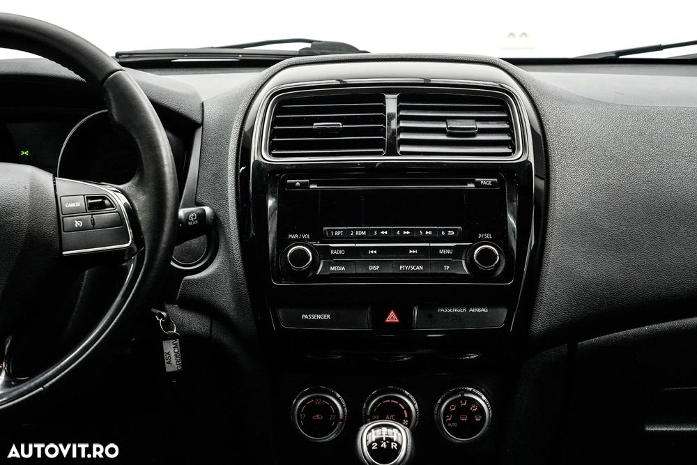 Mitsubishi ASX 2.0 2WD MIVEC MT Inform - 18