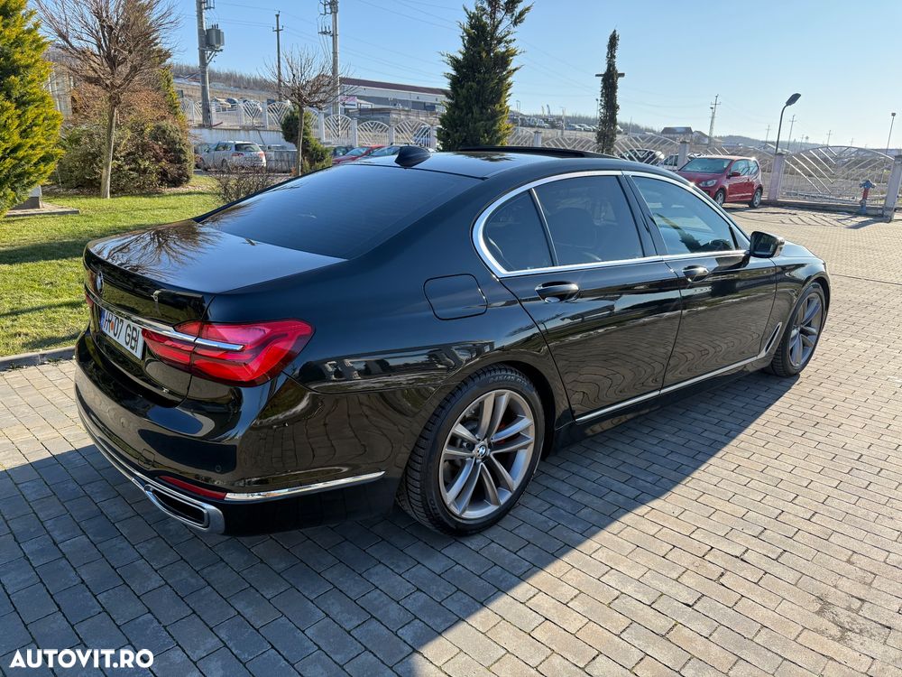 BMW Seria 7 730d xDrive - 11
