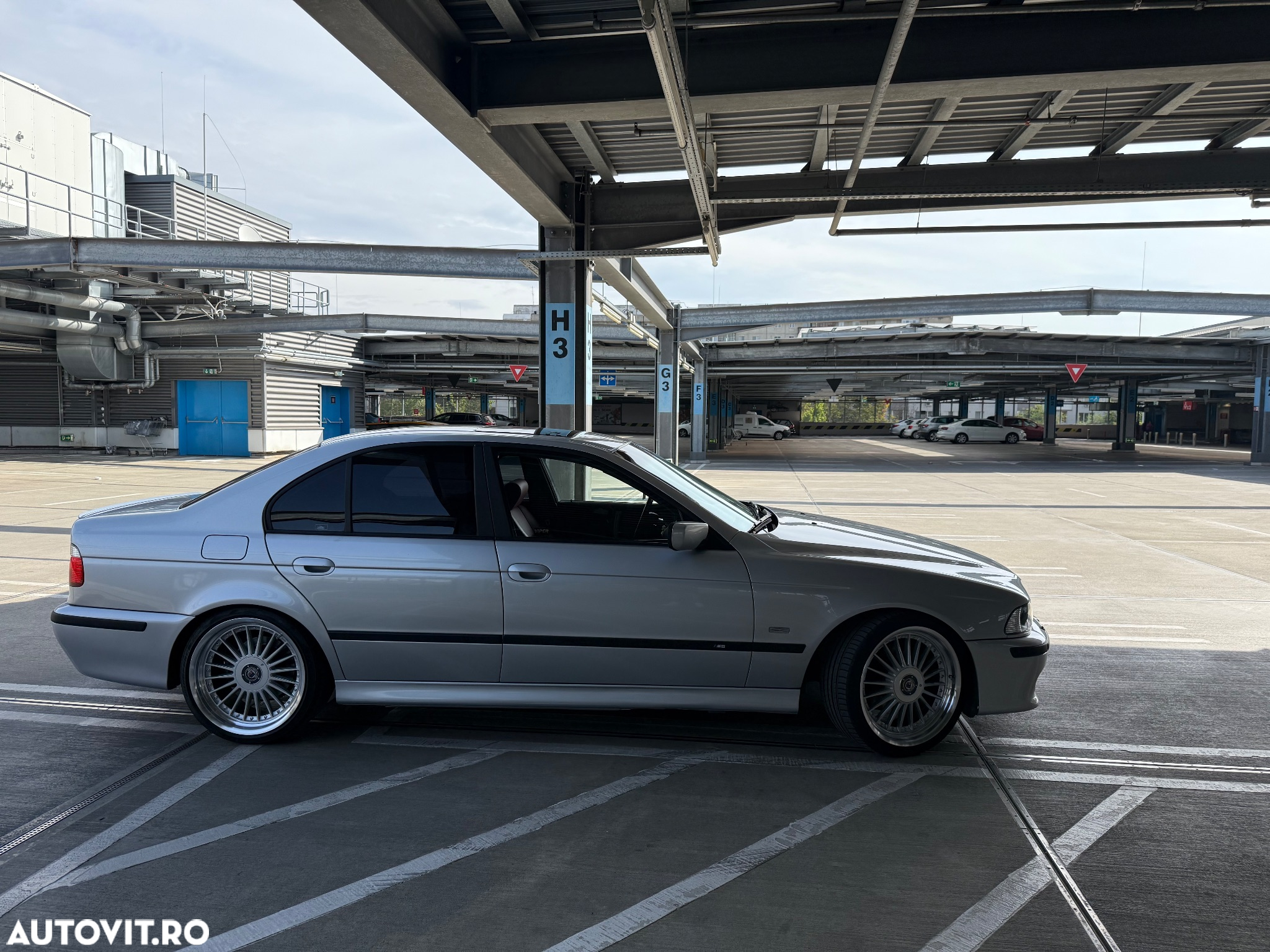 BMW Seria 5 - 11
