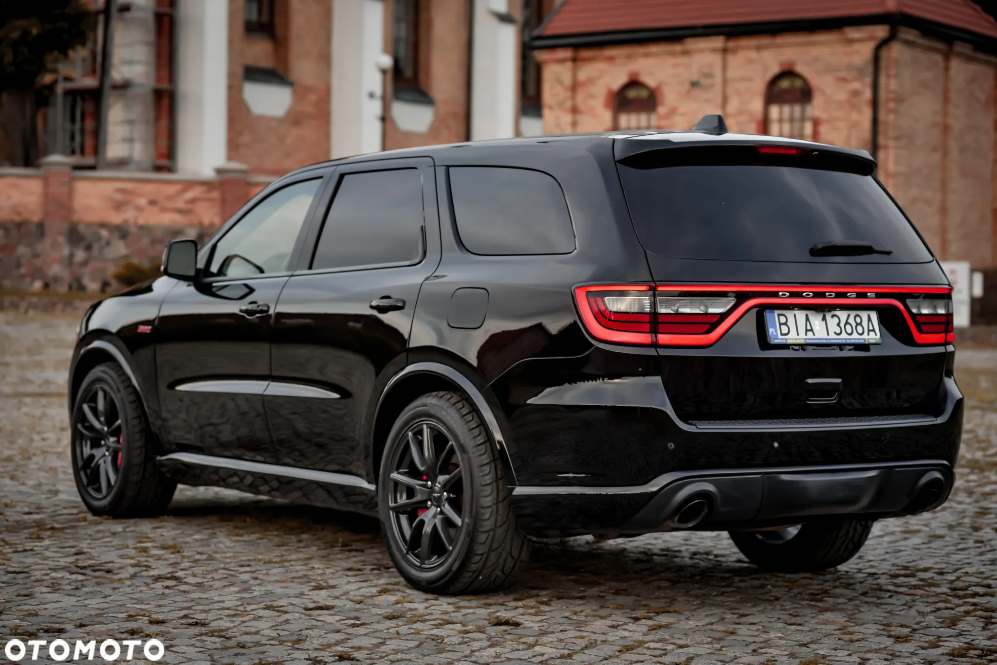 Dodge Durango 6.4 SRT - 11