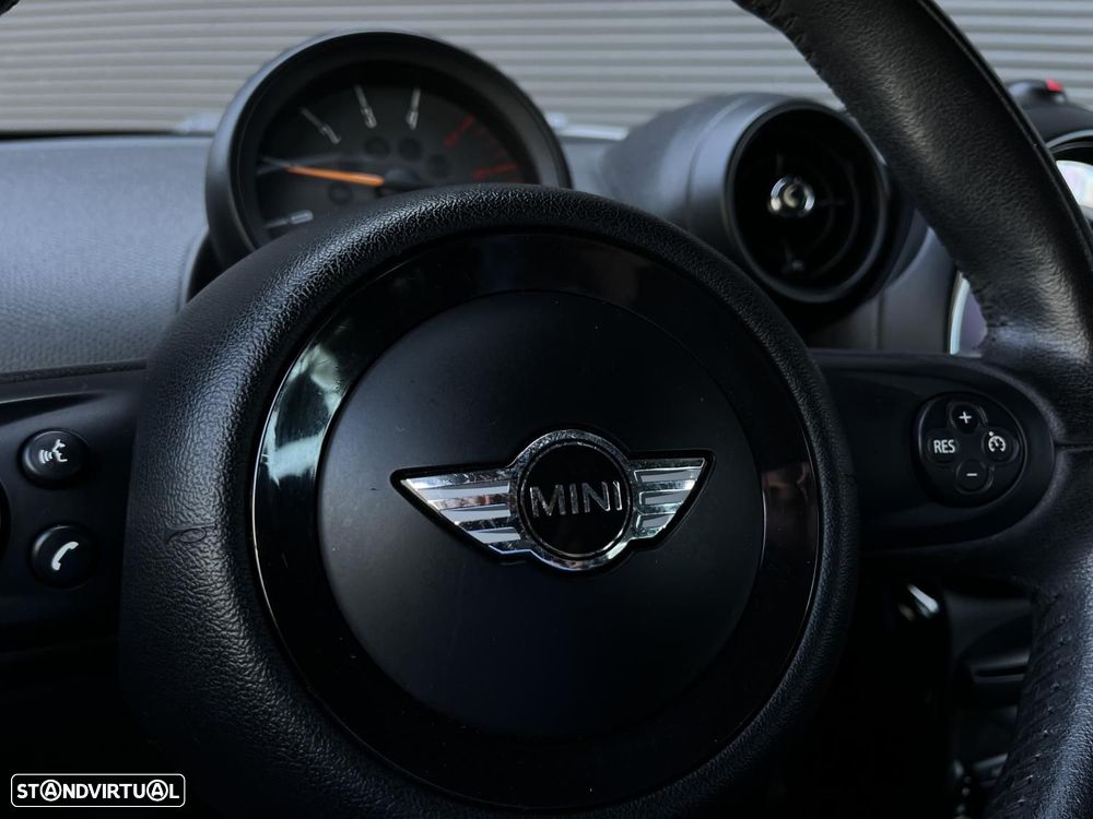 MINI Countryman Cooper D - 16