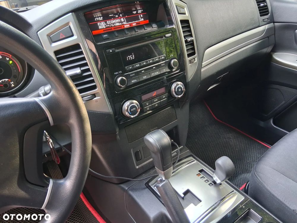 Mitsubishi Pajero 3.2 DID Instyle EU6 - 7