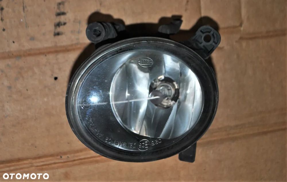 Halogen prawy przód Seat Exeo - 1