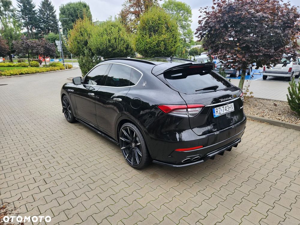 Maserati Levante S Q4 - 5