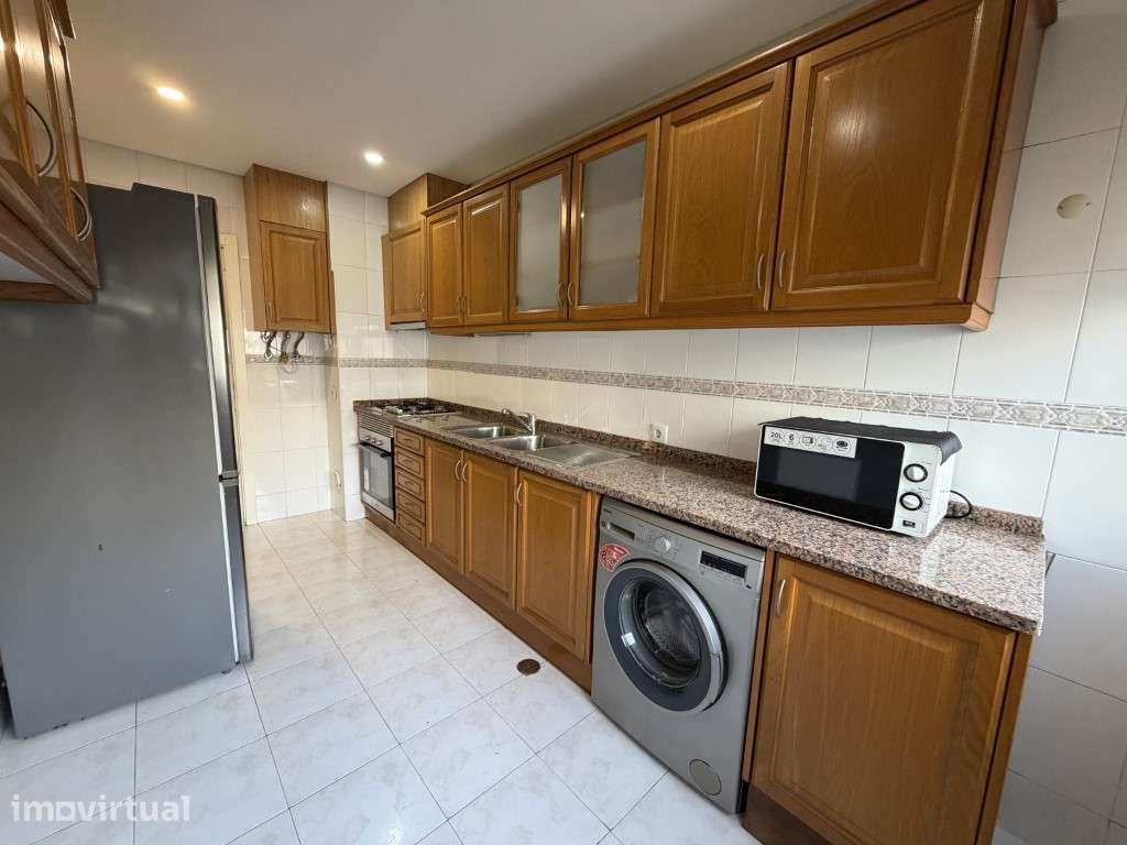 Apartamento T2 - Alfornelos - Grande imagem: 5/10