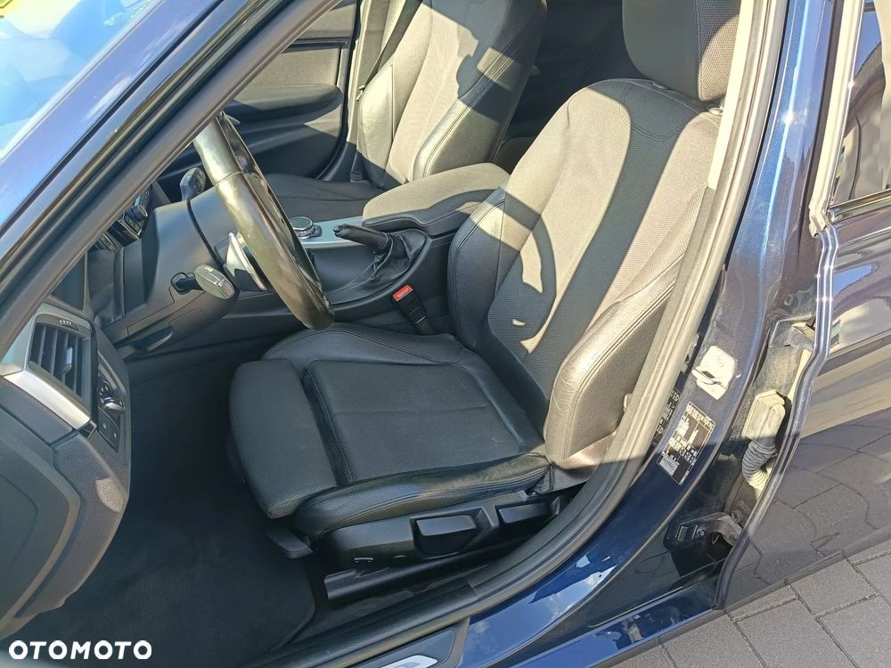 BMW Seria 3 320d Edition M Sport Shadow - 14