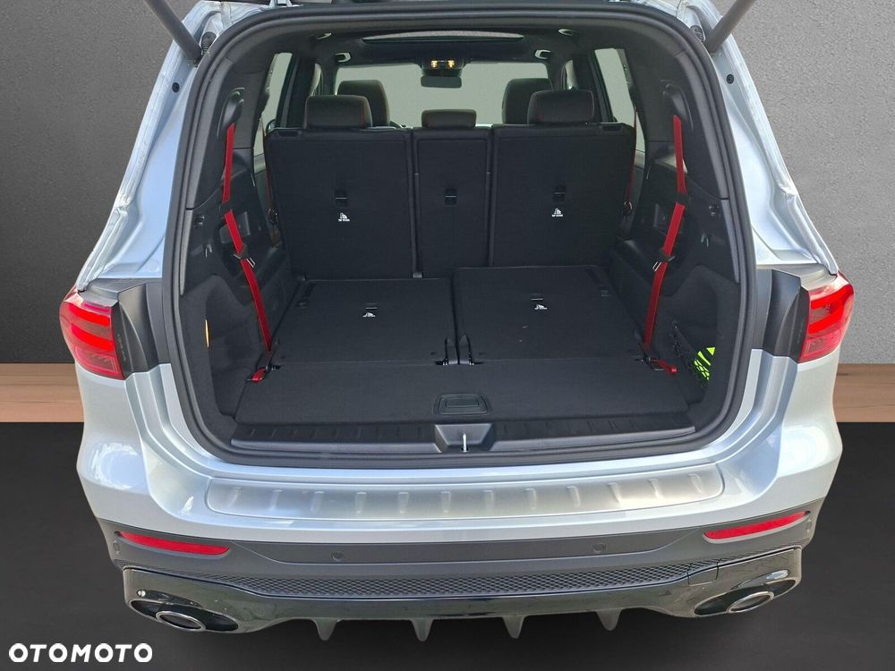 Mercedes-Benz GLB - 17
