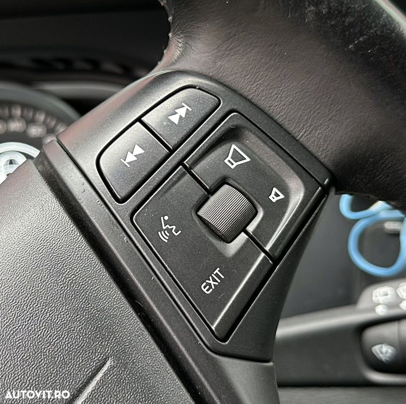 Volvo V40 - 33