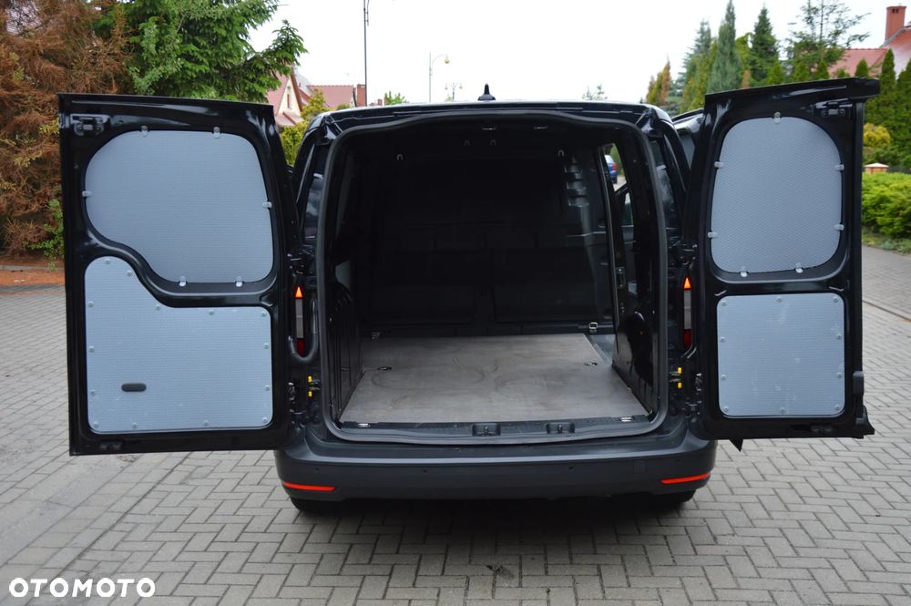 Volkswagen CADDY LONG - 17