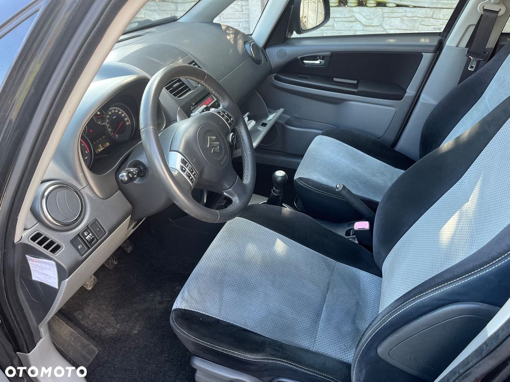 Suzuki SX4 1.6 VVT 4x2 Comfort - 5