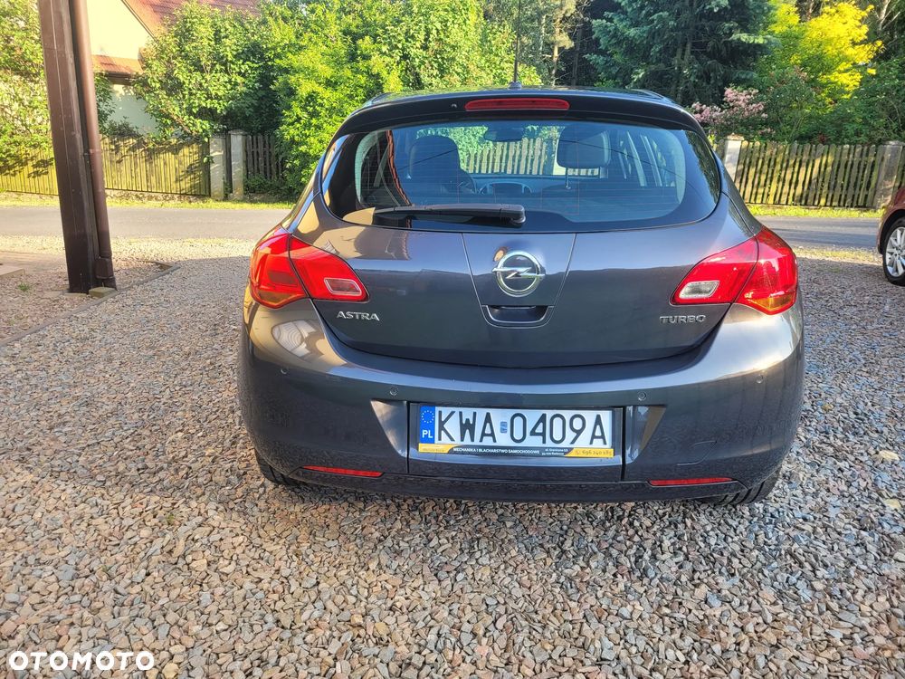 Opel Astra 1.4 Turbo - 10