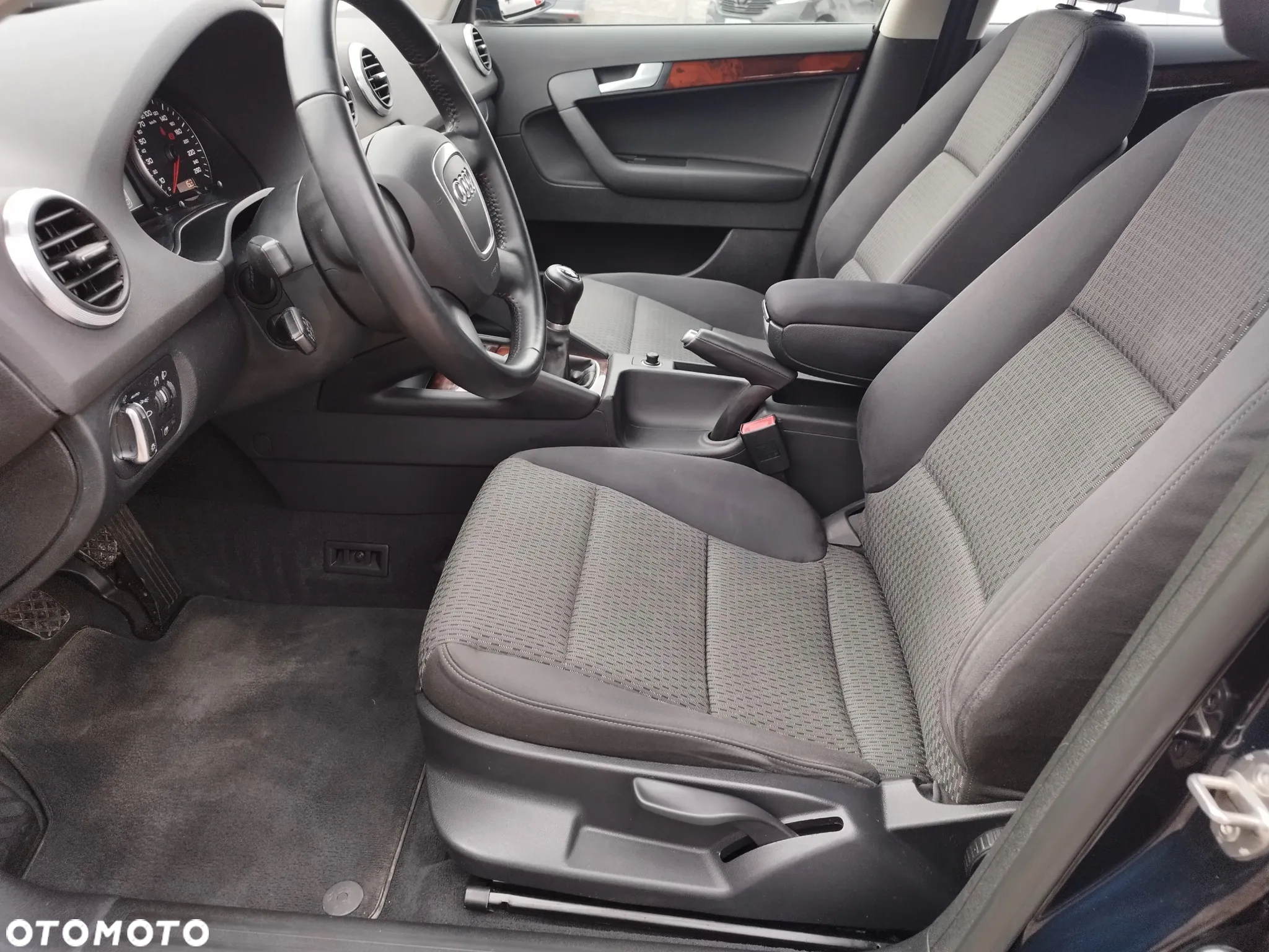 Audi A3 1.6 Ambition - 18