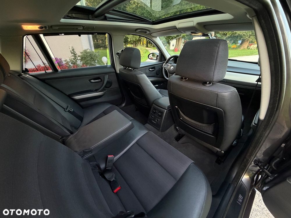BMW Seria 3 320d - 13