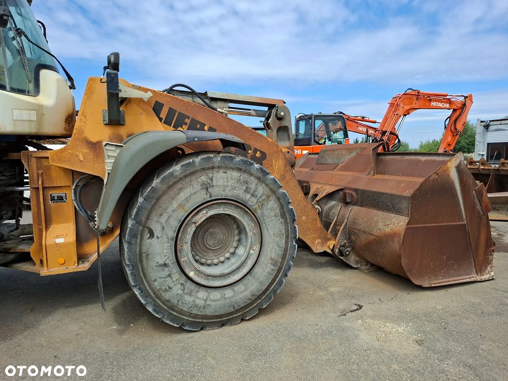 Liebherr L580 XPOWER - 24