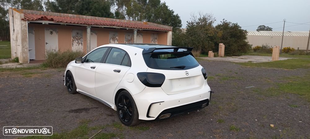 Mercedes-Benz A 160 CDI AMG Line - 47