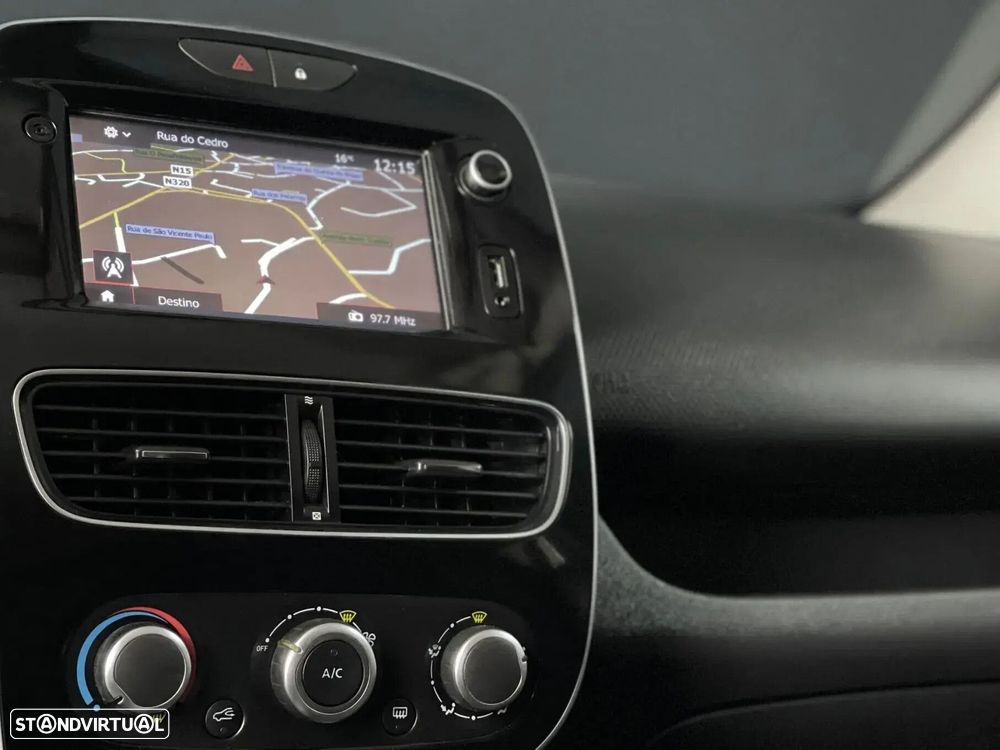 Renault Clio Sport Tourer 0.9 TCe Limited - 6