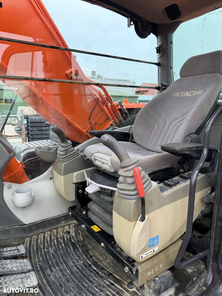 Hitachi ZX 290LCN-5B - 17