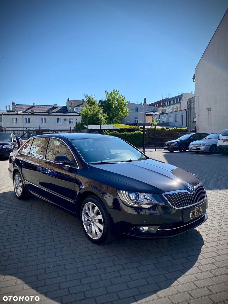 Skoda Superb 2.0 TDI Ambition - 11