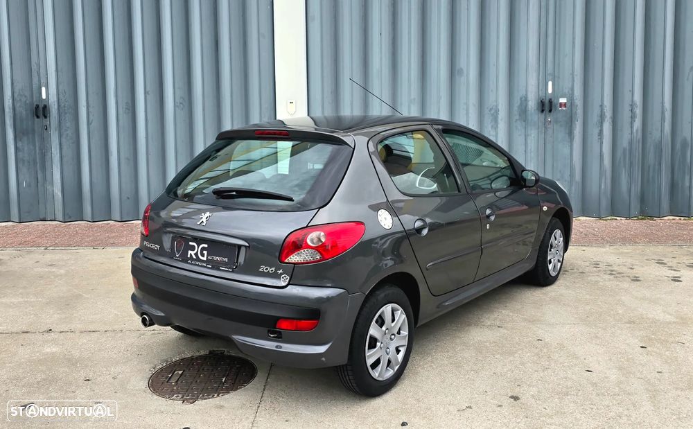 Peugeot 206+ 1.4 HDi Trendy - 5