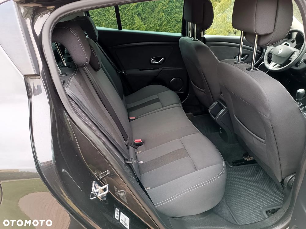 Renault Megane 1.6 16V Confort Privilege - 17