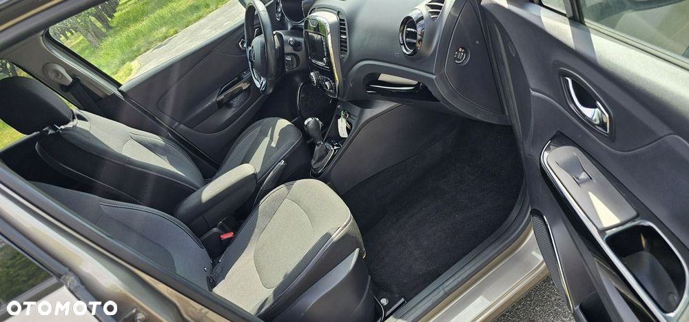Renault Captur - 15