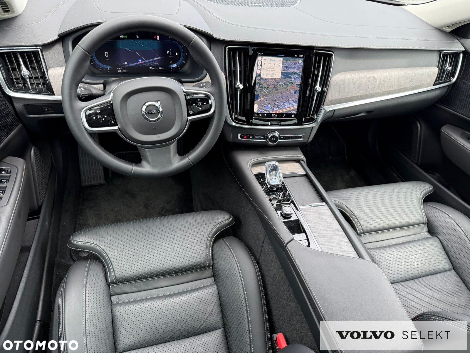 Volvo S90 - 12