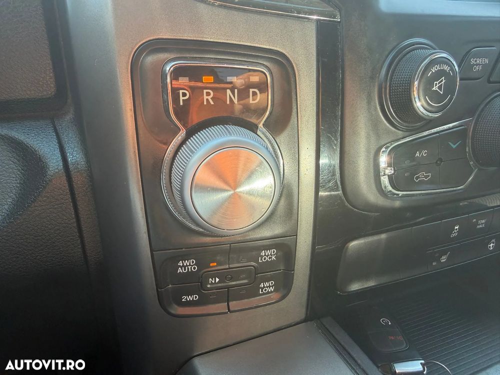 Dodge RAM - 12