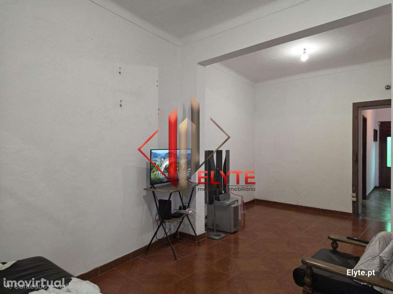 Moradia de 4 assoalhadas em Benfica do Ribatejo - Grande imagem: 2/27