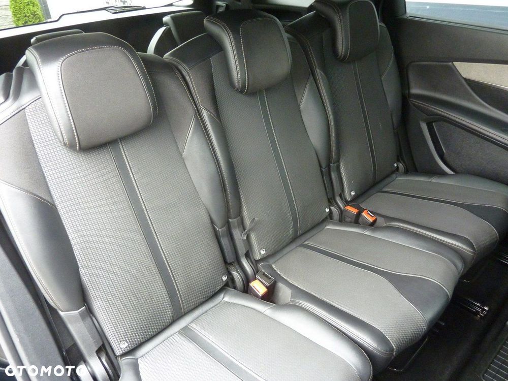 Peugeot 5008 - 15
