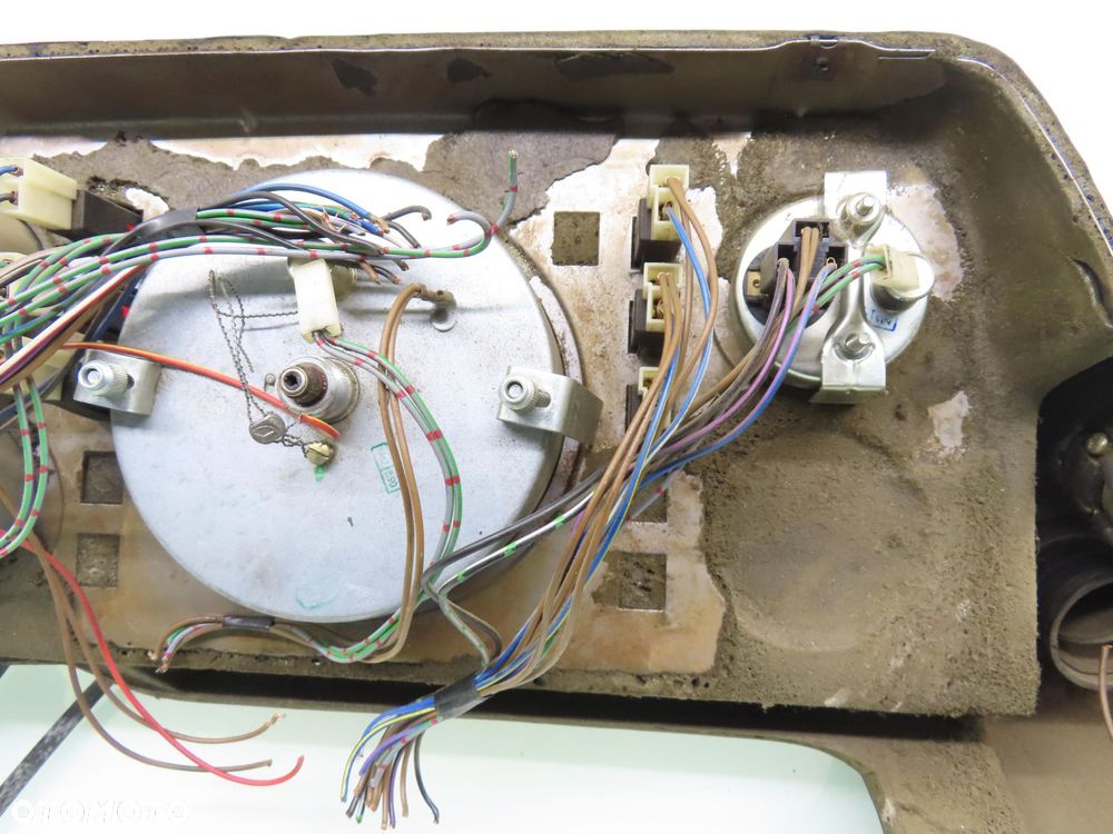 LICZNIK + LINKA GAZU  MERCEDES-BENZ T1 KACZKA 208 D 2.3 - 9