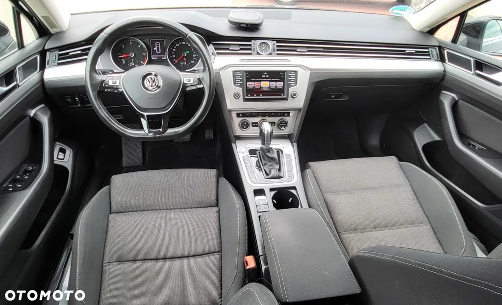 Volkswagen Passat 2.0 TDI BMT Comfortline DSG - 19