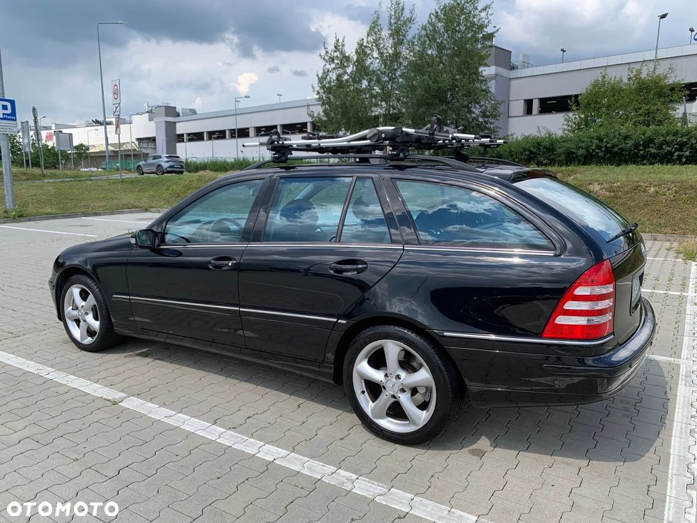 Mercedes-Benz Klasa C 350 T Avantgarde 4-Matic - 1