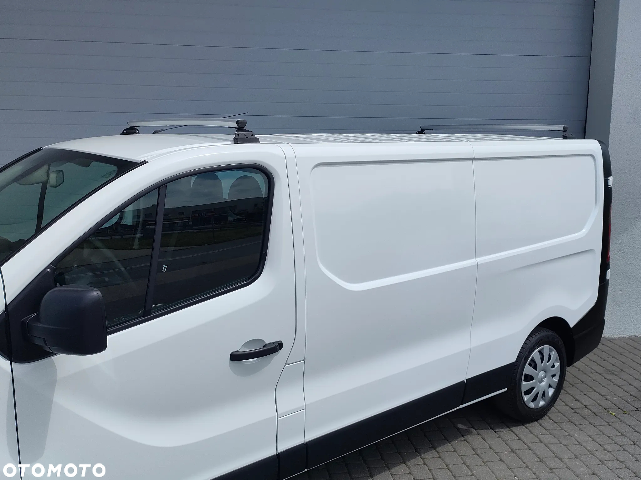 Opel Vivaro - 2