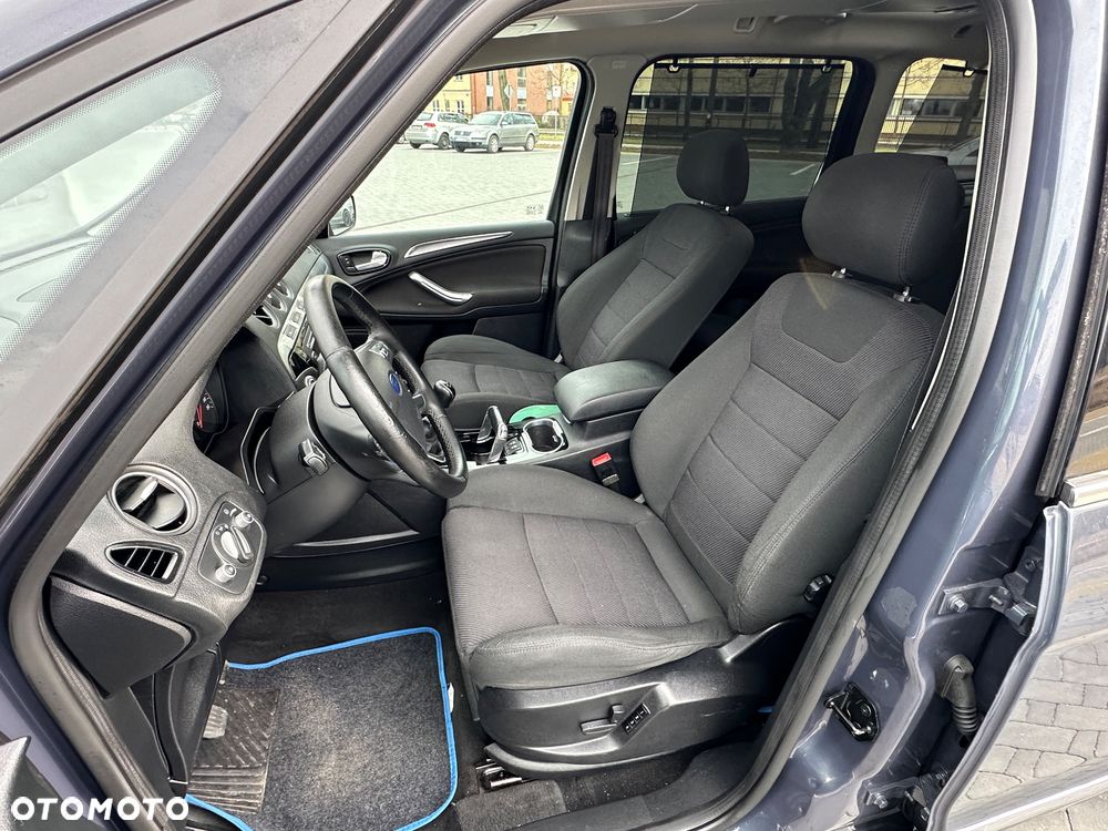 Ford Galaxy 2.0 TDCi DPF Business Edition - 26