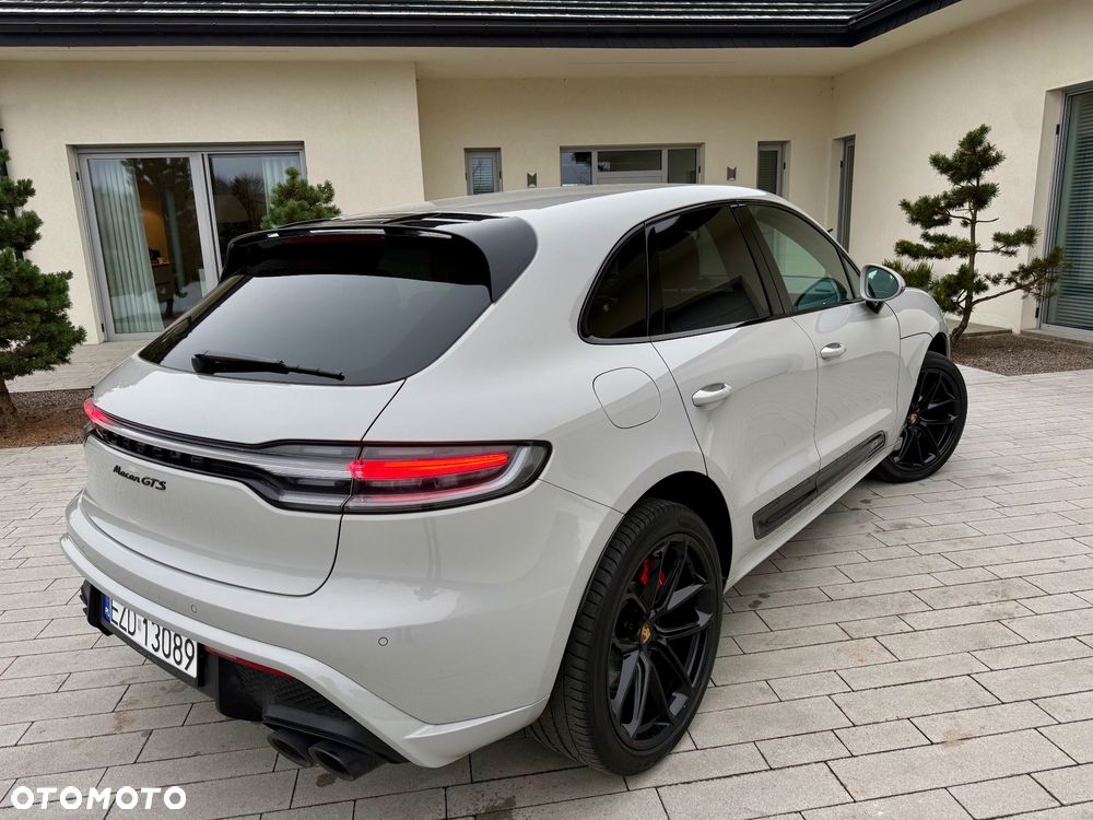 Porsche Macan - 4