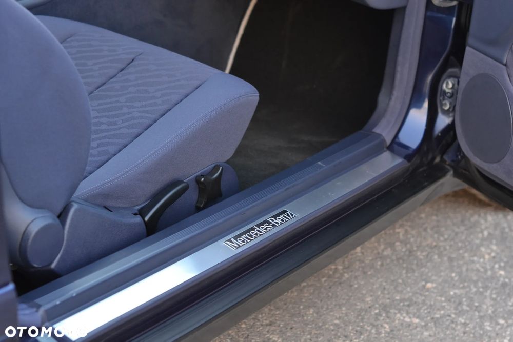 Mercedes-Benz CLK - 6