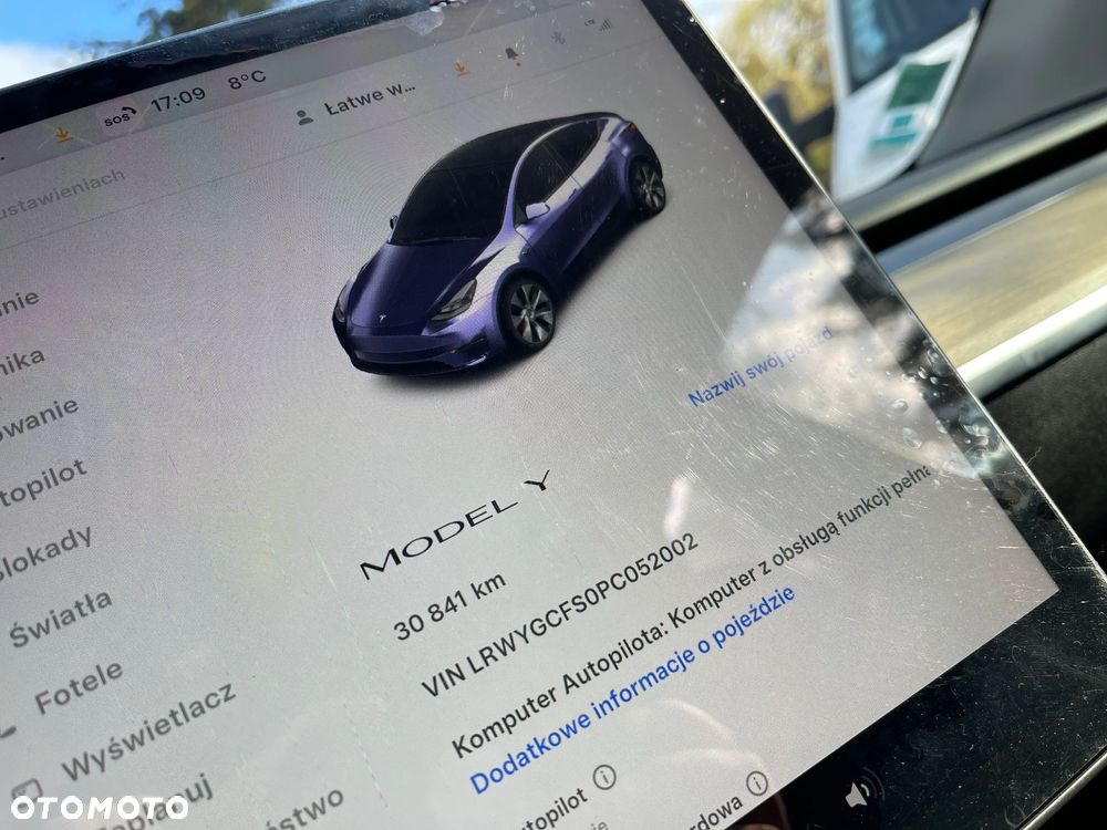 Tesla Model Y Standard - 21