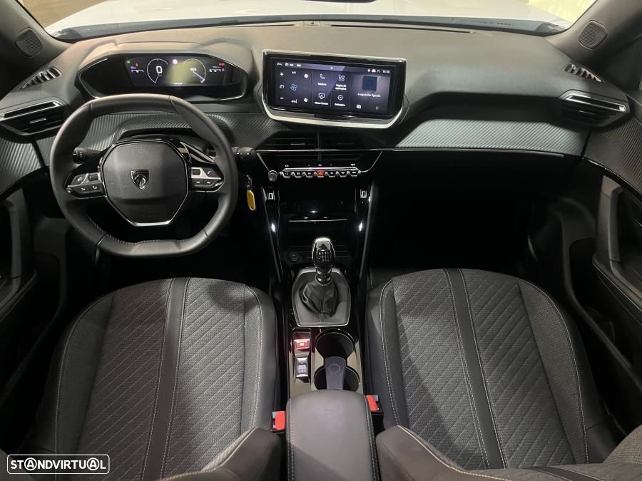 Peugeot 2008 1.2 PureTech Allure Pack - 26