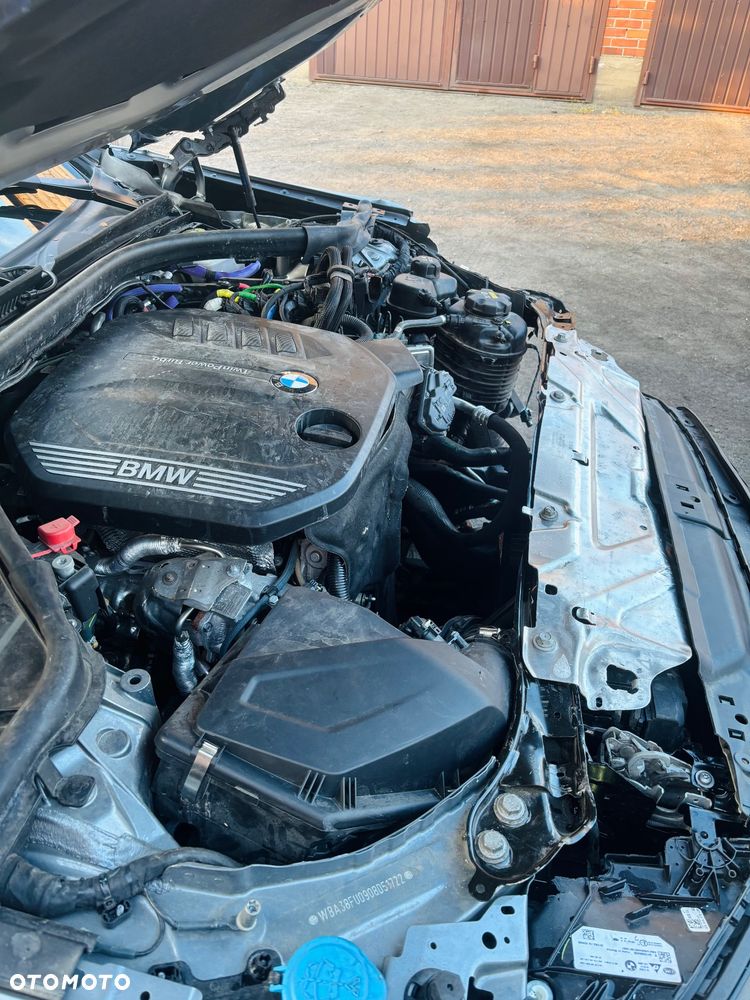 BMW Seria 3 320d - 15