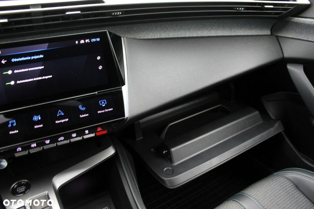 Peugeot 308 1.2 PureTech Allure Pack S&S EAT8 - 24