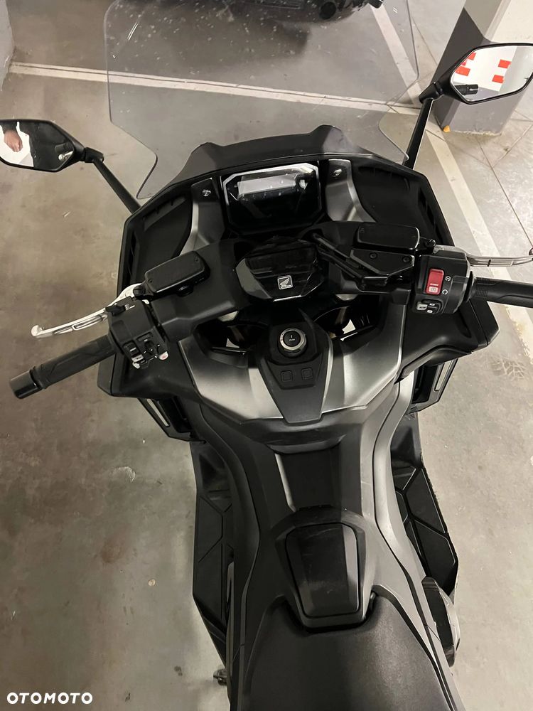 Honda NSS - 6