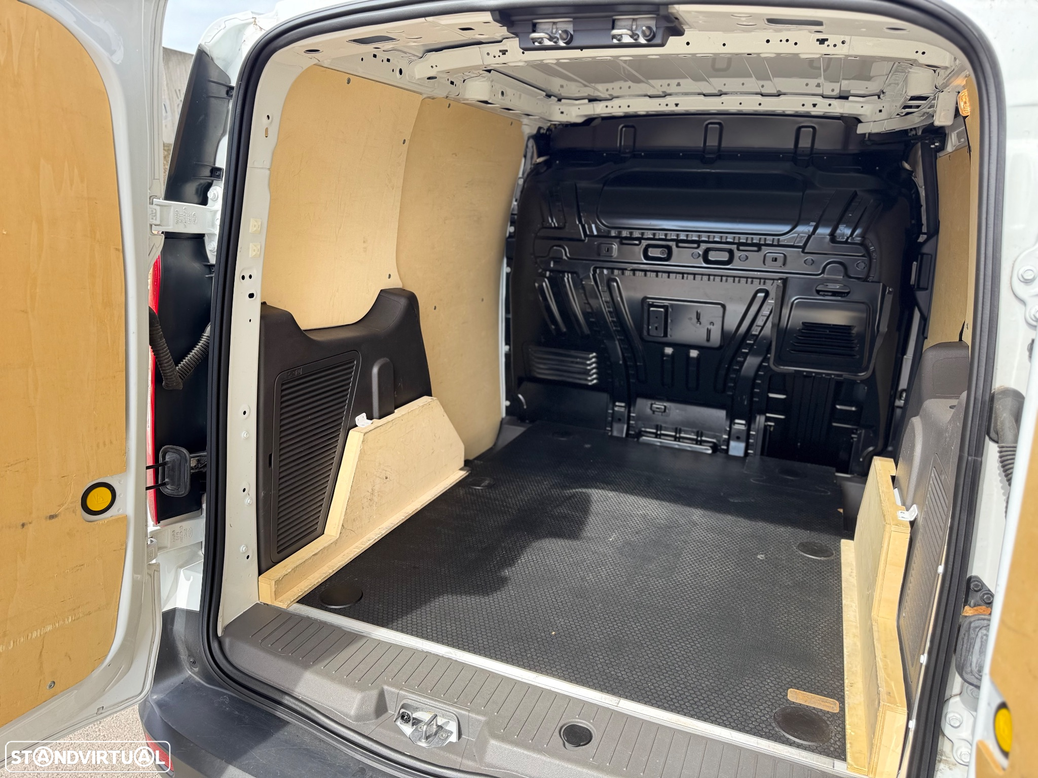 Ford Transit Connect L1 1.5 EcoBlue Trend Business Nav - 5