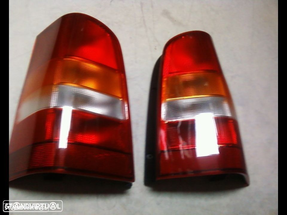 Farolim stop / Farolins de trás Mercedes Vito 638 NOVOS - 1
