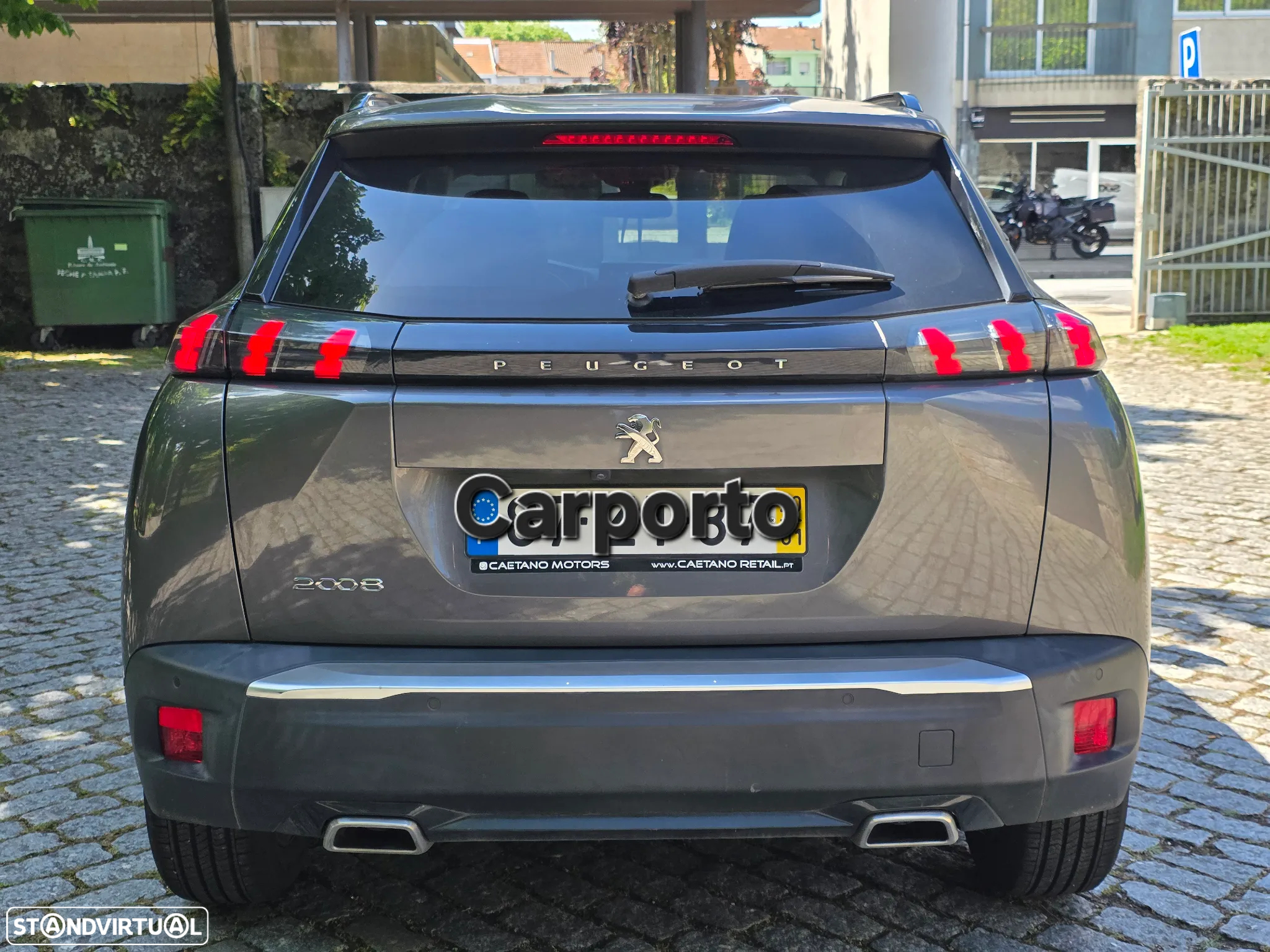 Peugeot 2008 1.2 PureTech Allure - 6