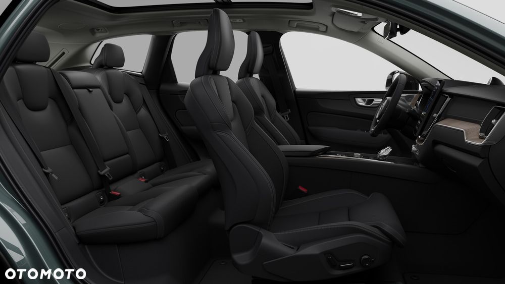 Volvo XC 60 B5 B AWD Ultra Dark - 4