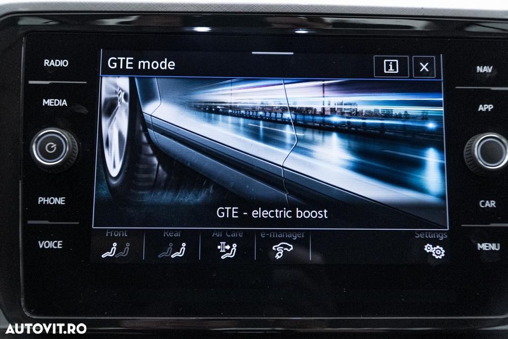 Volkswagen Passat 1.4 TSI DSG GTE - 34