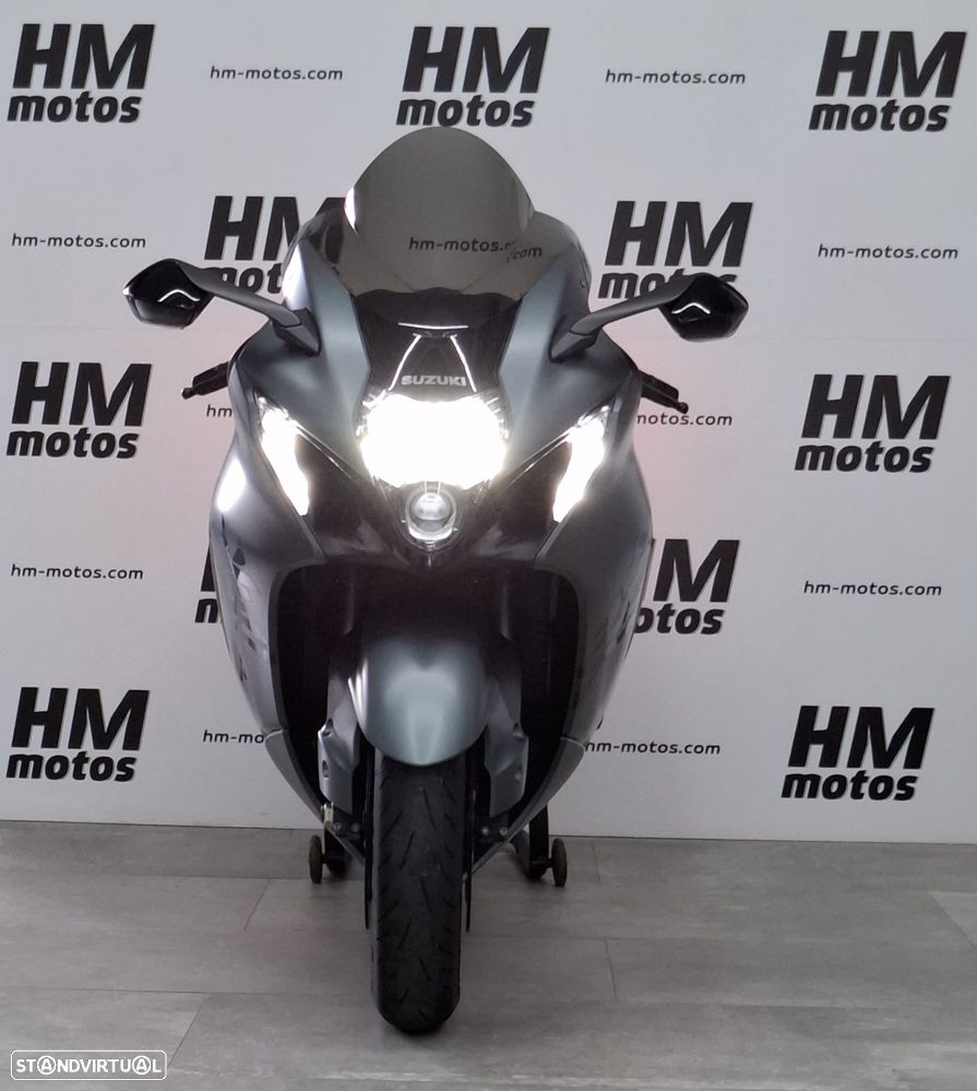 Suzuki Hayabusa GSX 1300R - 4