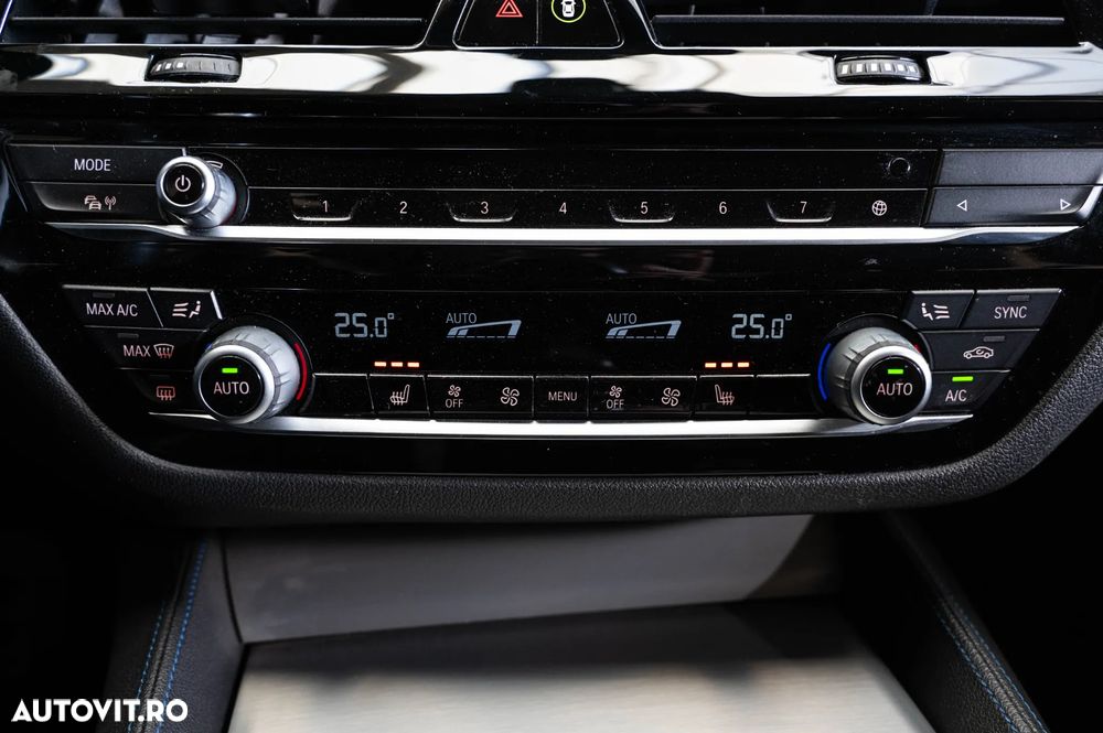 BMW Seria 5 530d xDrive Aut. - 17