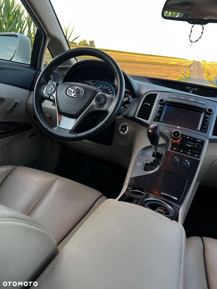 Toyota Venza 3.5 V6 AWD - 16